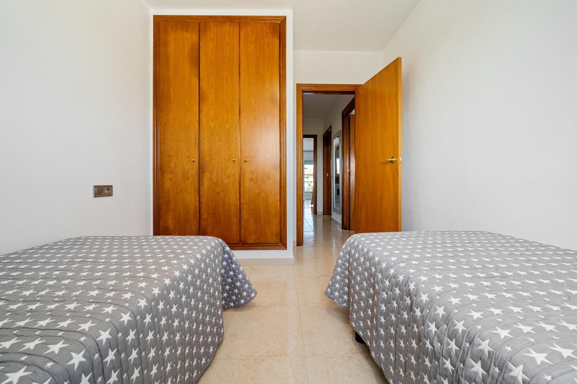 Apartment Montserrat *
