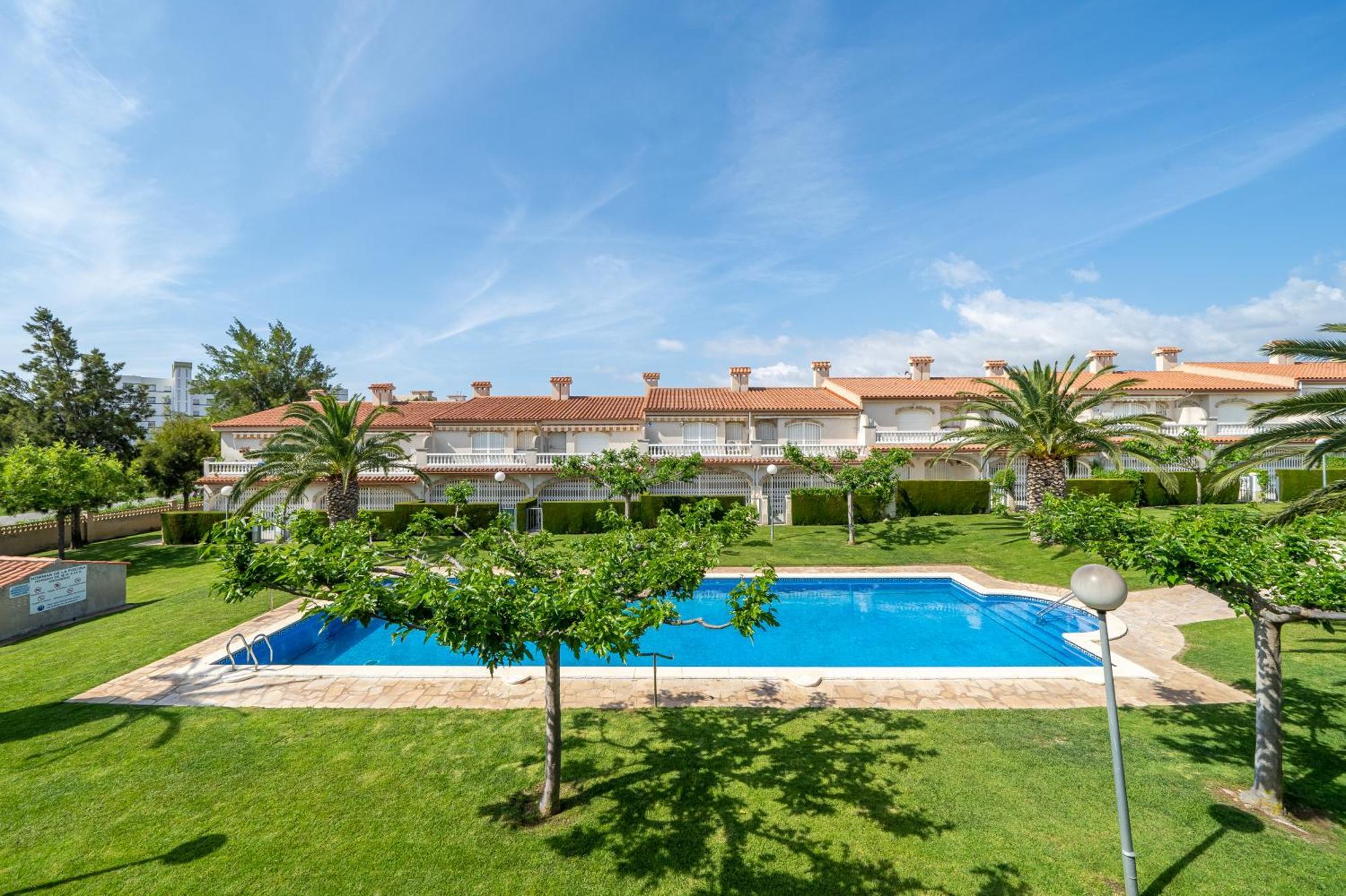 Apartment Montserrat